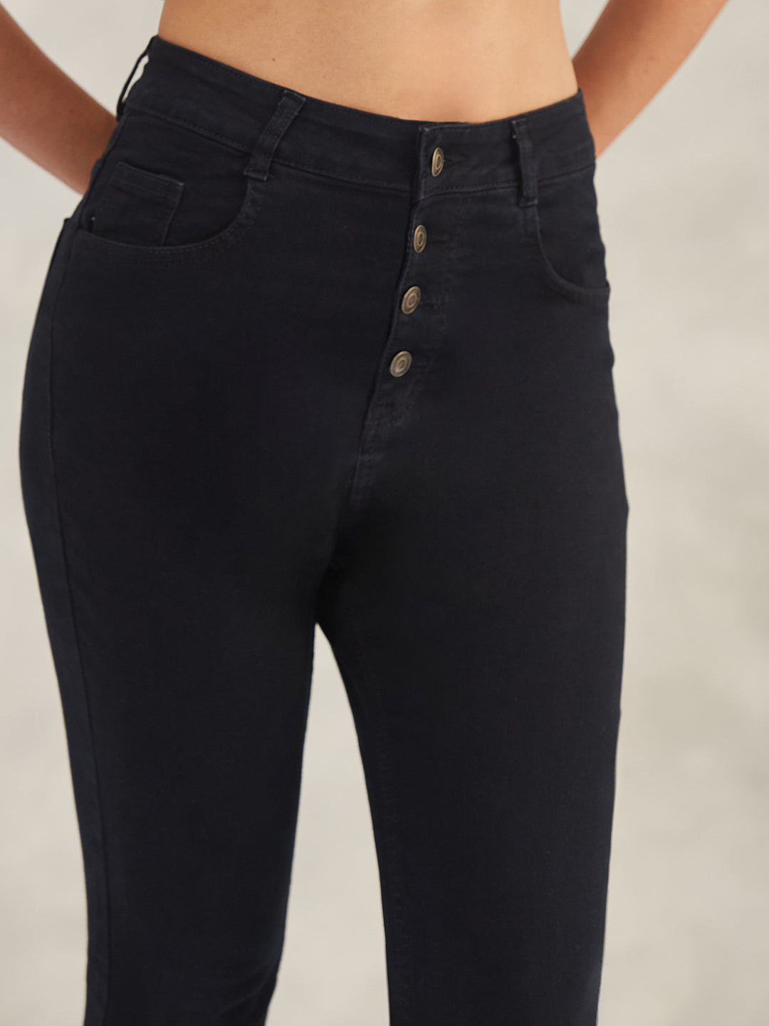 Women's Black Skinny High-Rise Stretchable Denim Jeans