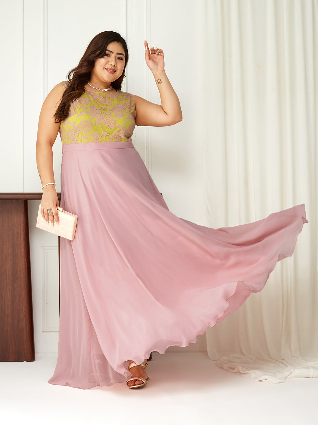 Dusty Pink Sleeveless Fit and Flare Lace Dress for Women