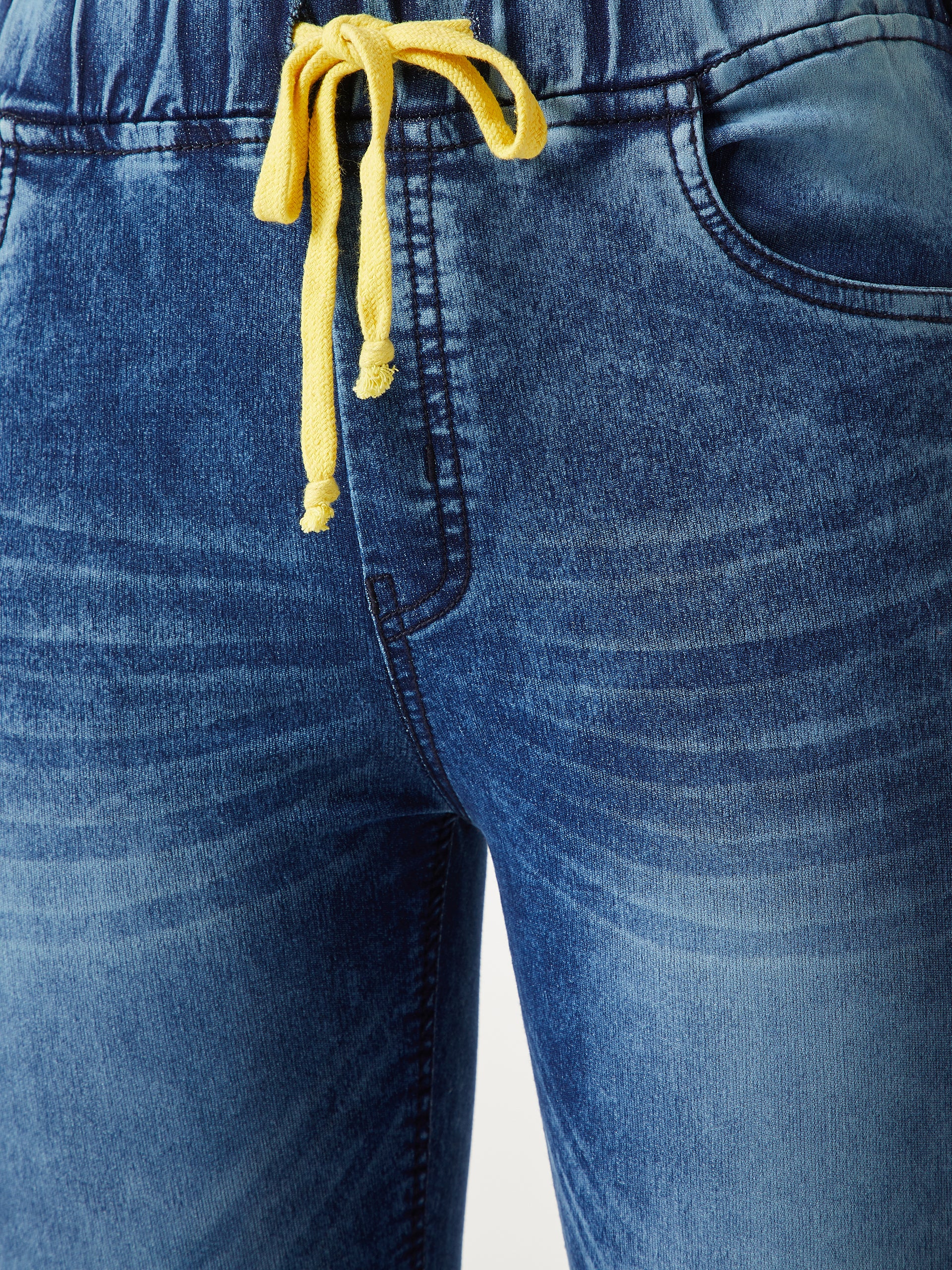 Women's Blue Relaxed Fit Mid Rise Clean-Look Regular Length Denim Joggers