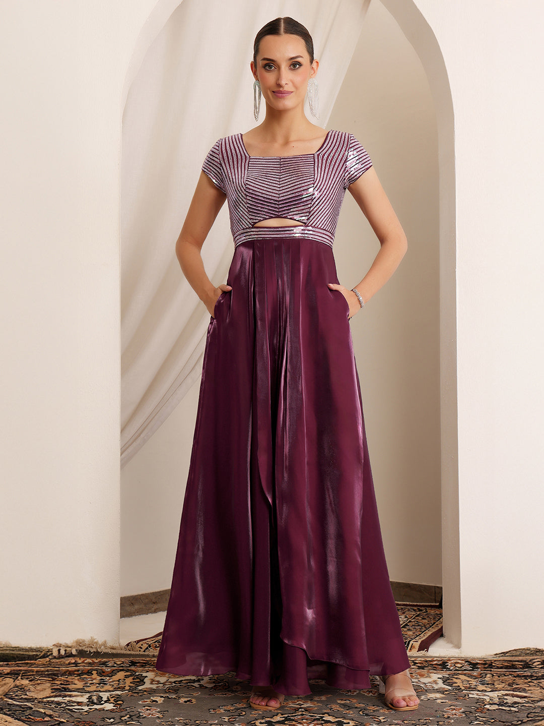 Women's Dark Purple Sweetheart Short Sleeve Embellished Pleated Satin Maxi Dress