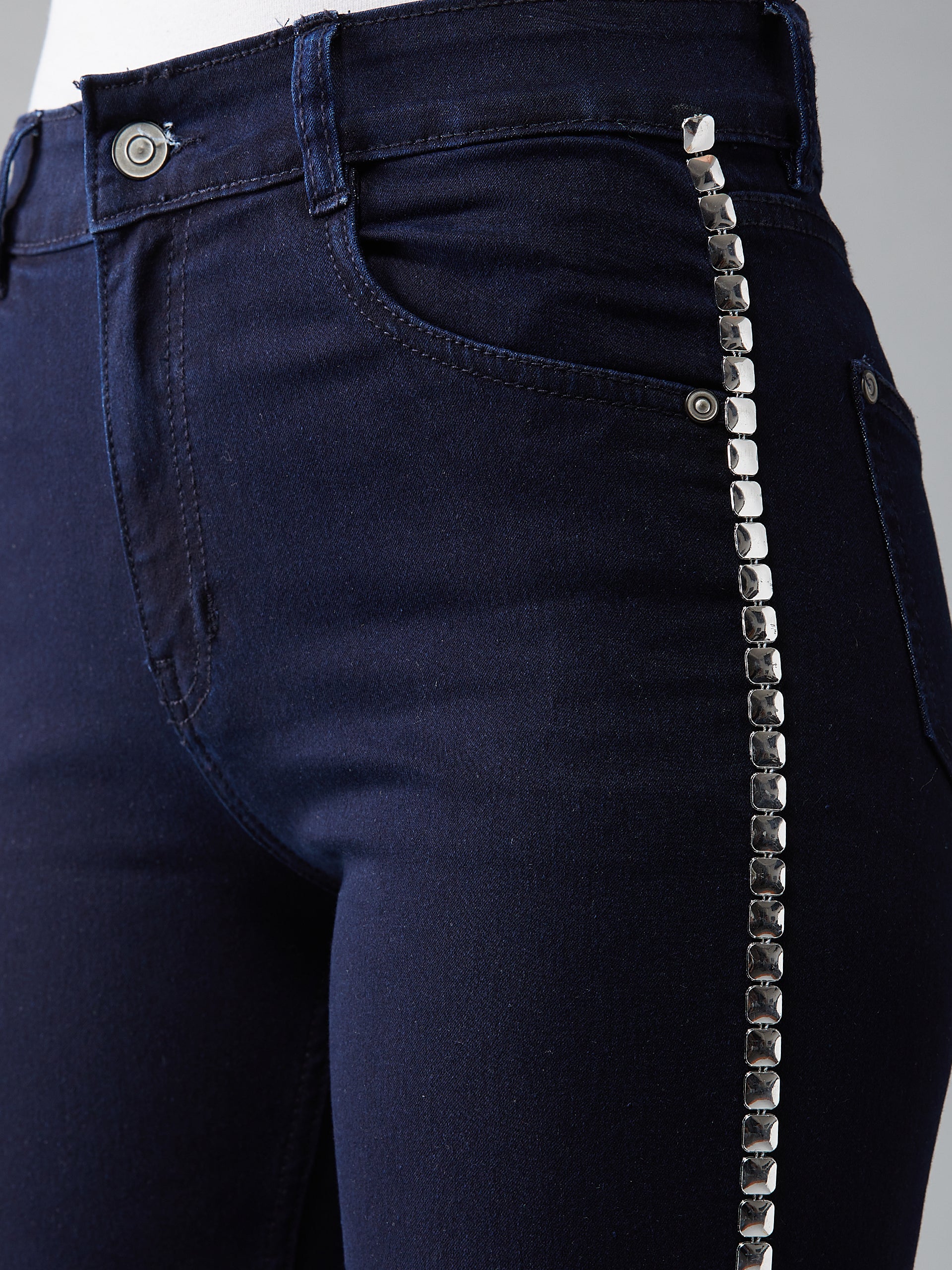 Women's Navy-Blue Skinny-Fit Mid-Rise Metal Tape Detailing Stretchable Denim Jeans