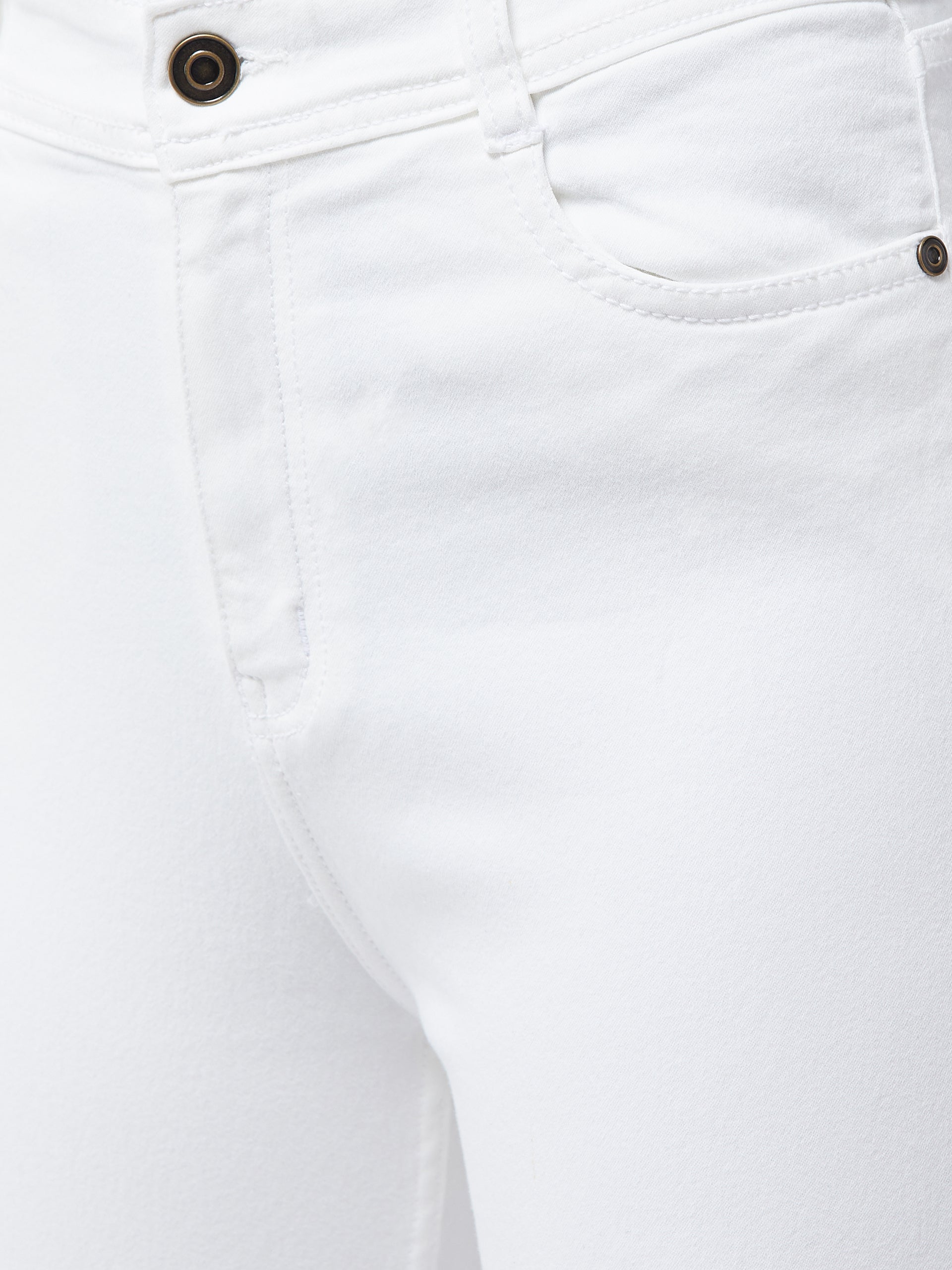 Women's White Skinny-Fit High-Rise Cropped Raw Edge Stretchable Denim Jeans