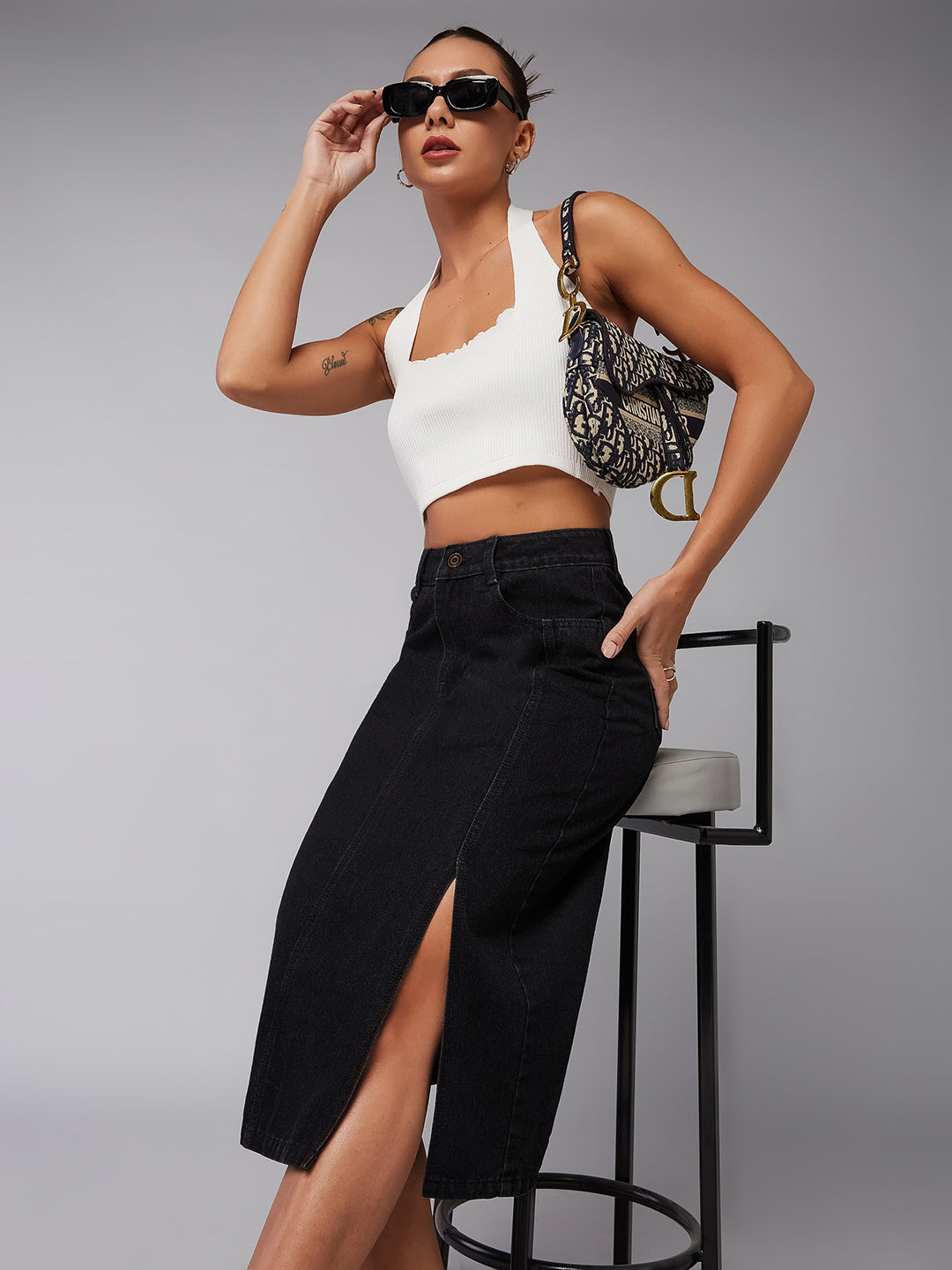 Women's Black Straight-Fit High-Rise Stretchable Denim Midi Skirt