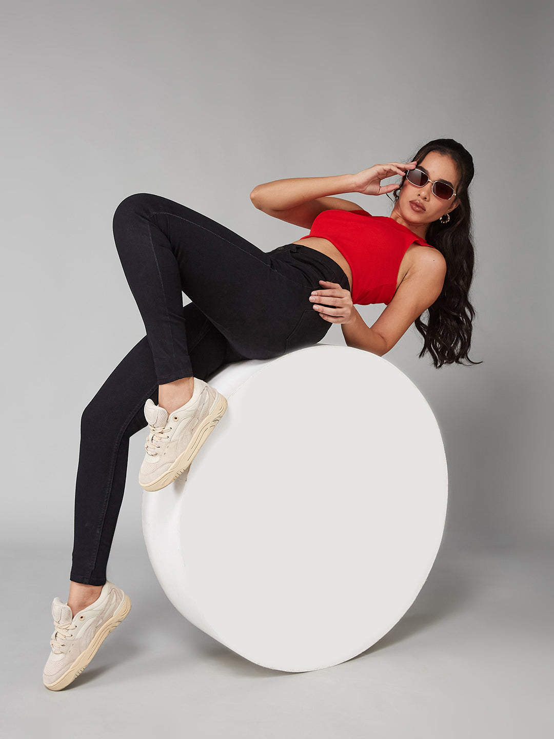 Women's Black Skinny High-Rise Stretchable Denim Jeans