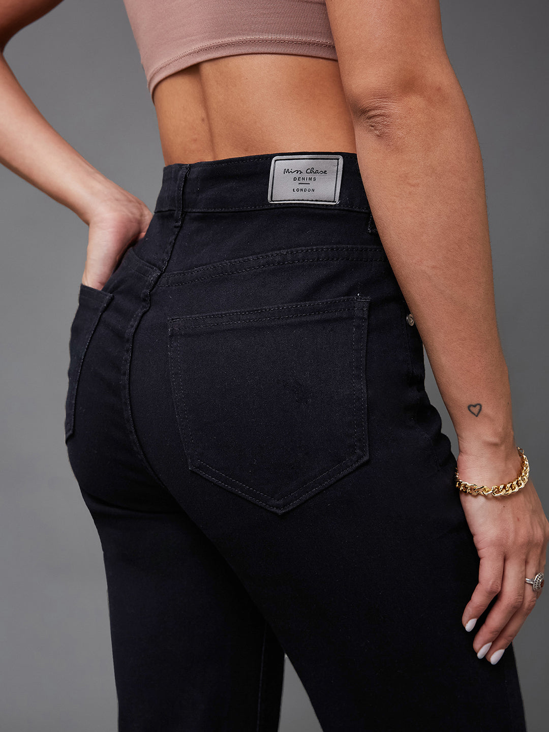 Women's Black Straight High Rise Clean Look Regular-Length Stretchable Denim Jeans