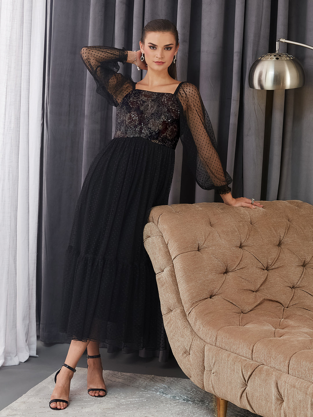 Women's Black Square Neck Raglan Sleeve Floral Tiered Midi Dress