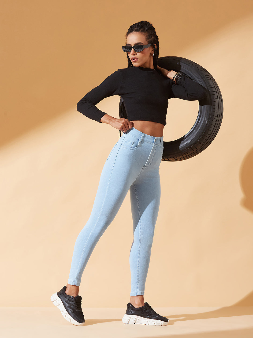 CHASEstretch™ Light-Blue Skinny Fringed Hemline Detailing High-Rise Ice Wash Cropped Solid Stretchable Denim Jeans For Women
