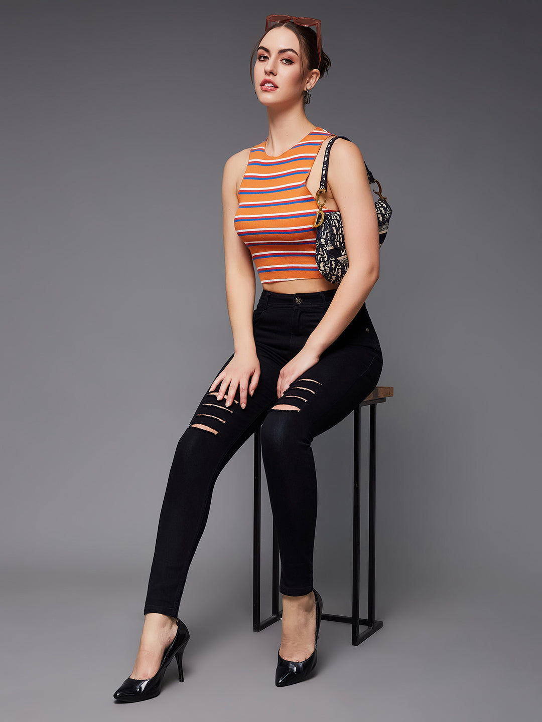 Women's Black Slim-Fit High-Rise Mild-Distressed Ripped Denim Stretchable Jeans