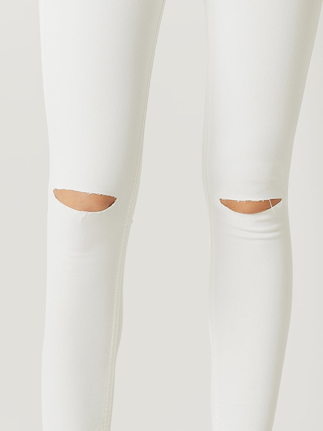 Women's White Skinny Mid-Rise Knee-Slit Stretchable Denim Jeans