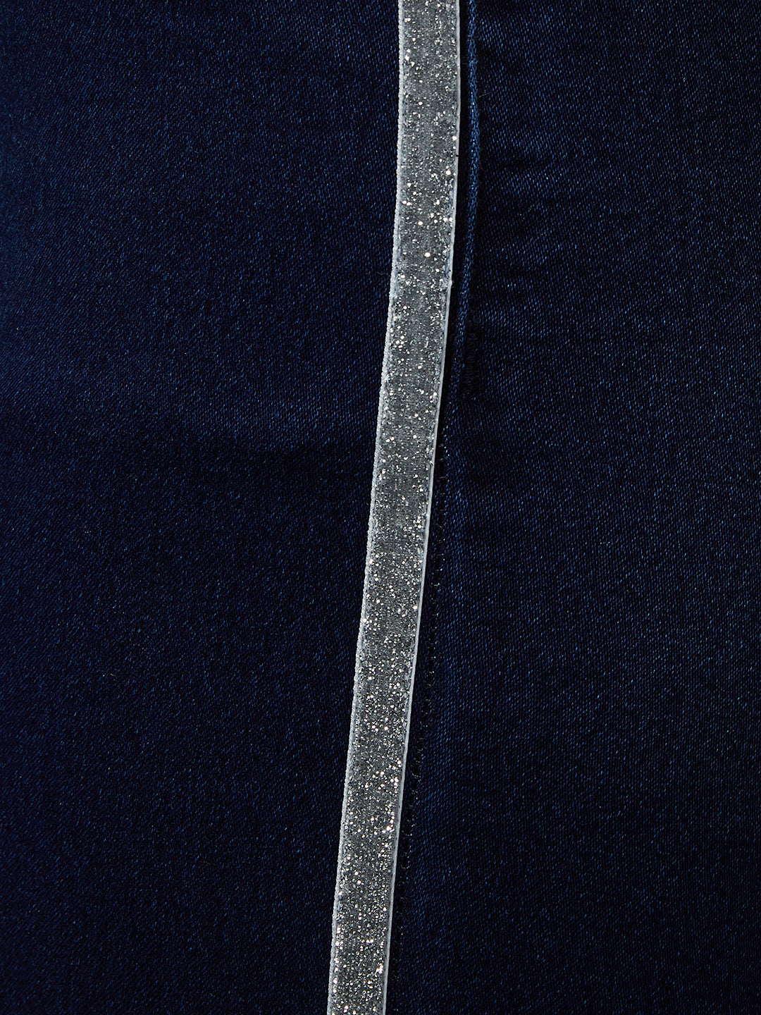 Women's Navy-Blue Cotton Skinny-Fit Relaxed High-Rise Stretchable Denim Jeans