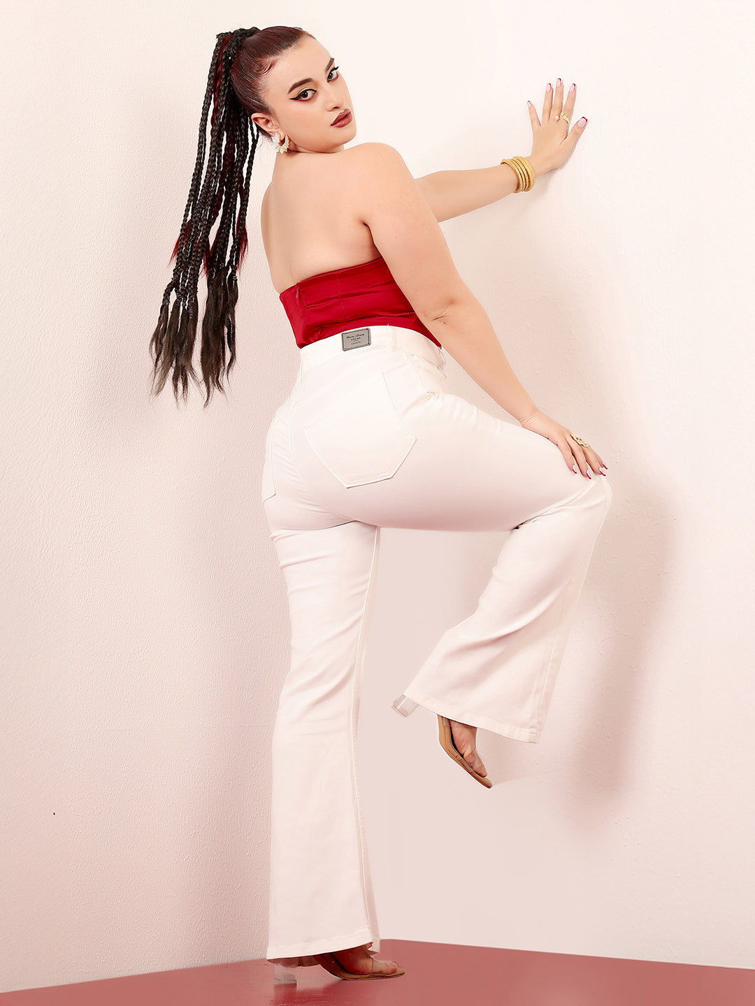 Women's White Bootcut High-Rise Clean-Look Stretchable Denim Jeans