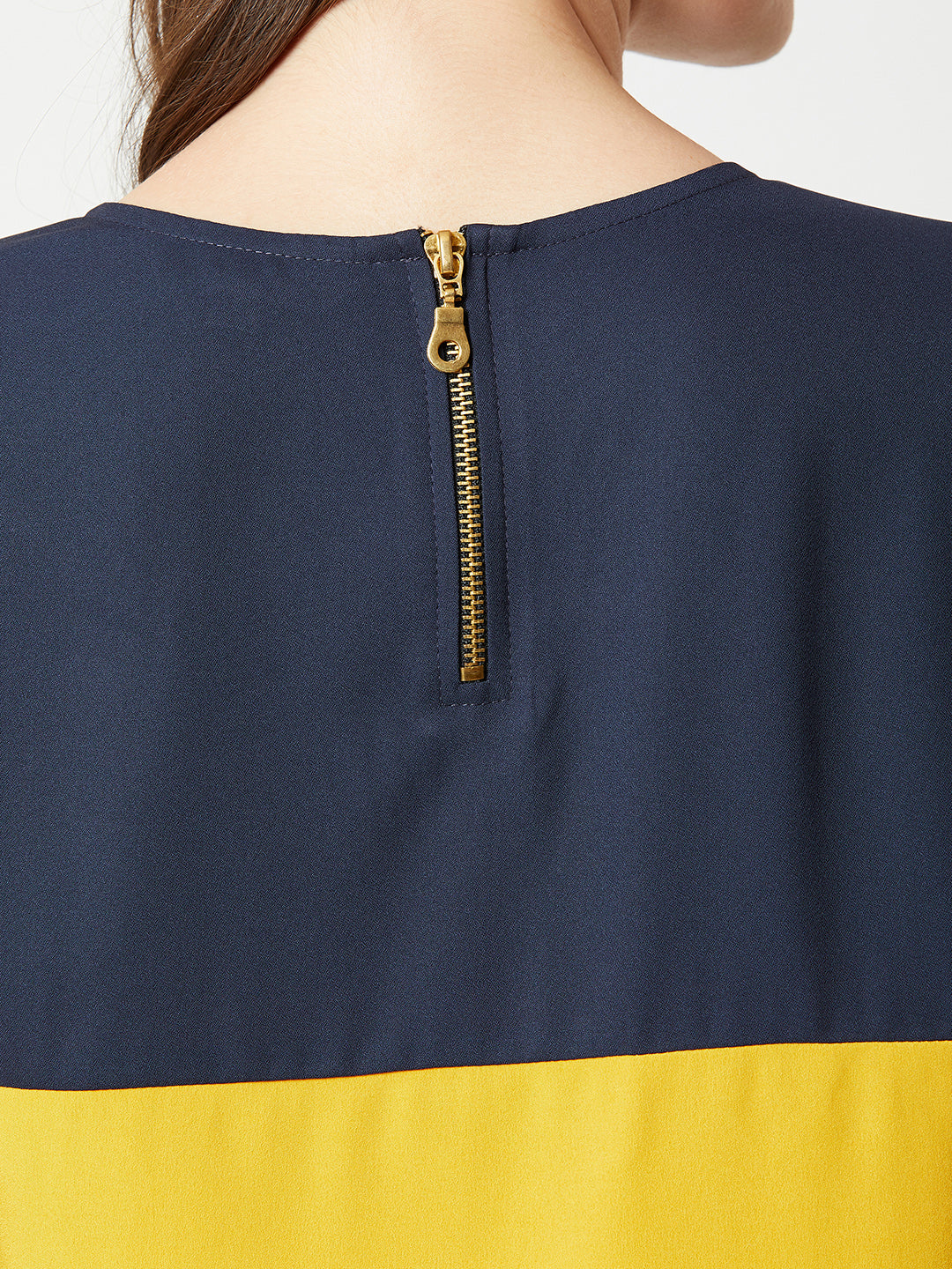 Women's Multicolored With A Navy Blue Base Round Neck Short Sleeve Solid Boxy Color block Top