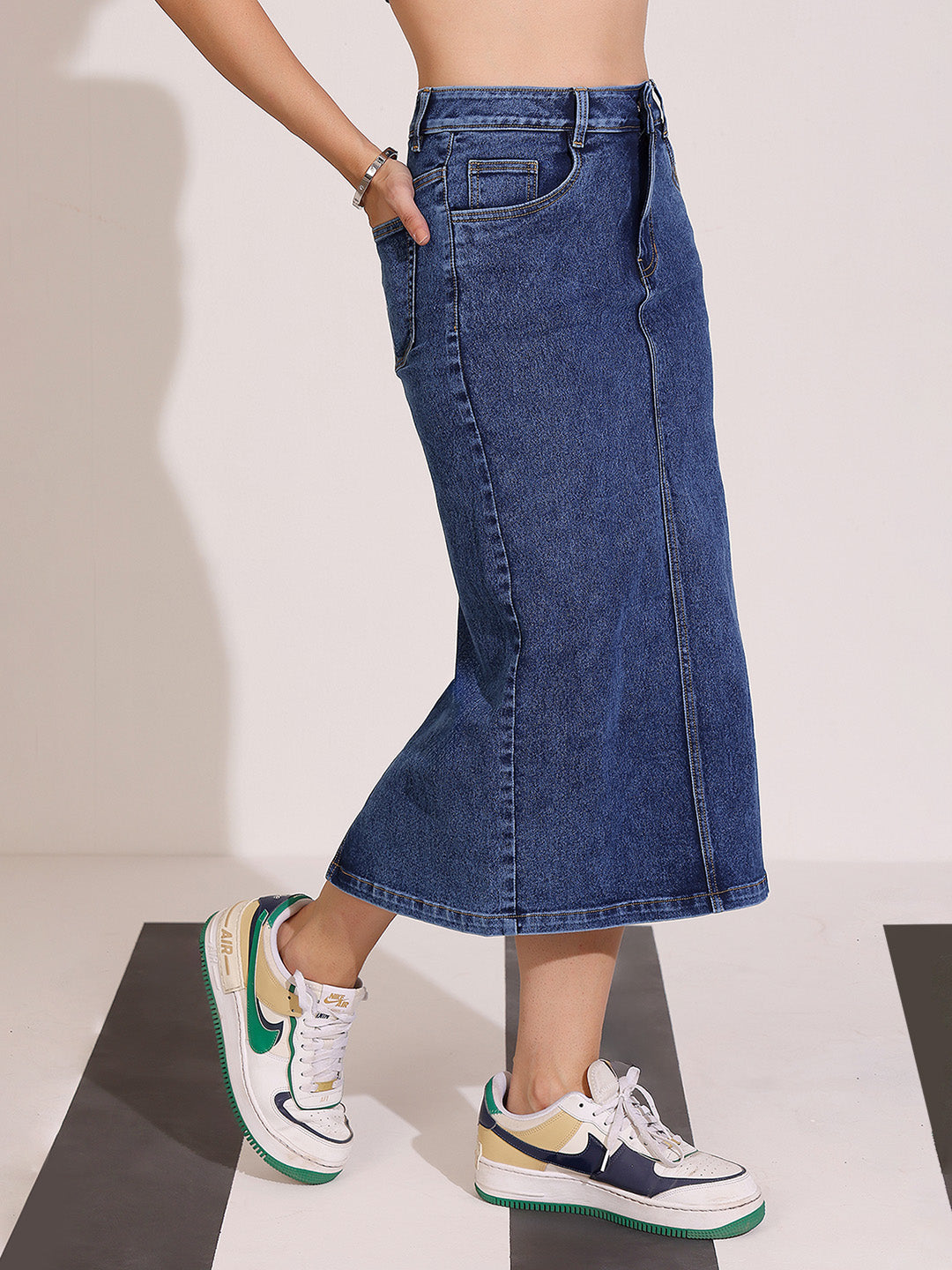 Women's Dark Blue High-Rise Stretchable Denim Midi Skirt with Back Slit – Shaping Fit