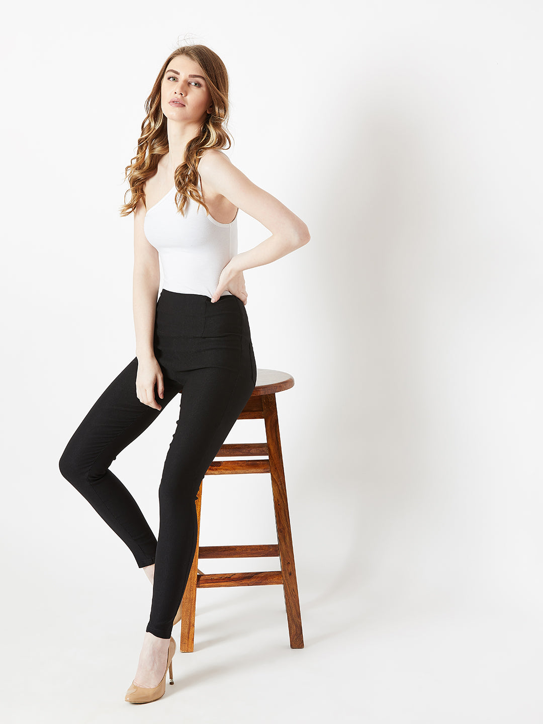 Women's Black Solid Skinny Regular Length High Waist Jeggings