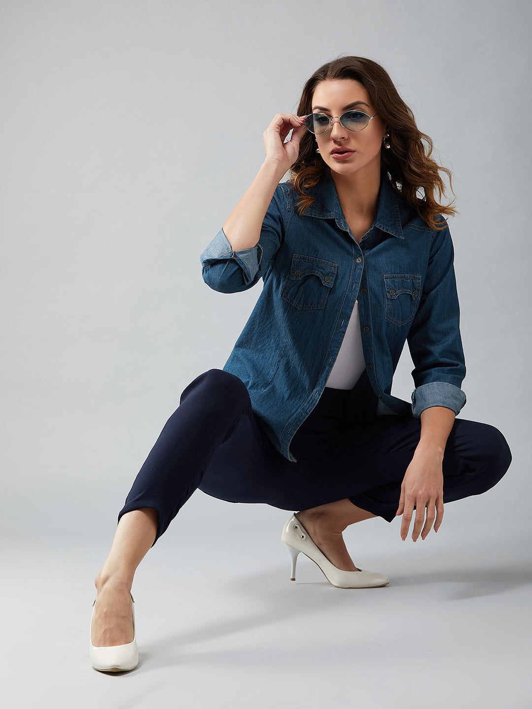 Women's Navy Blue Solid High-Waist Patch Pocket Regular Length Treggings