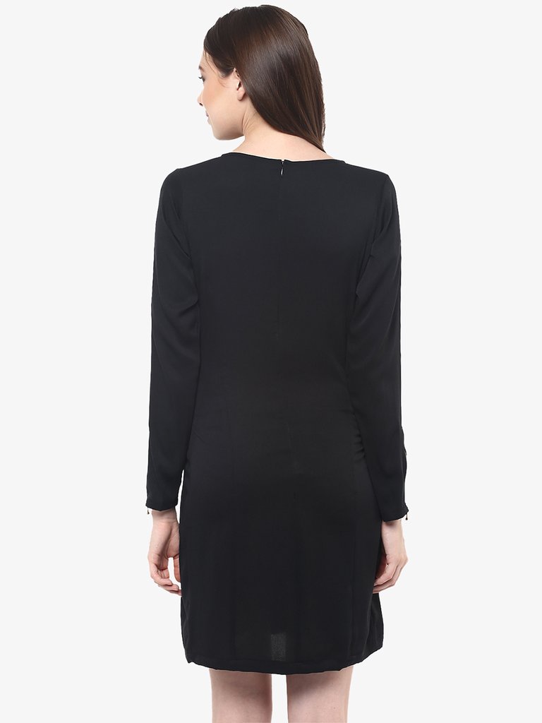 Women's Black Full sleeve Round Neck Solid Shift Mini Dress
