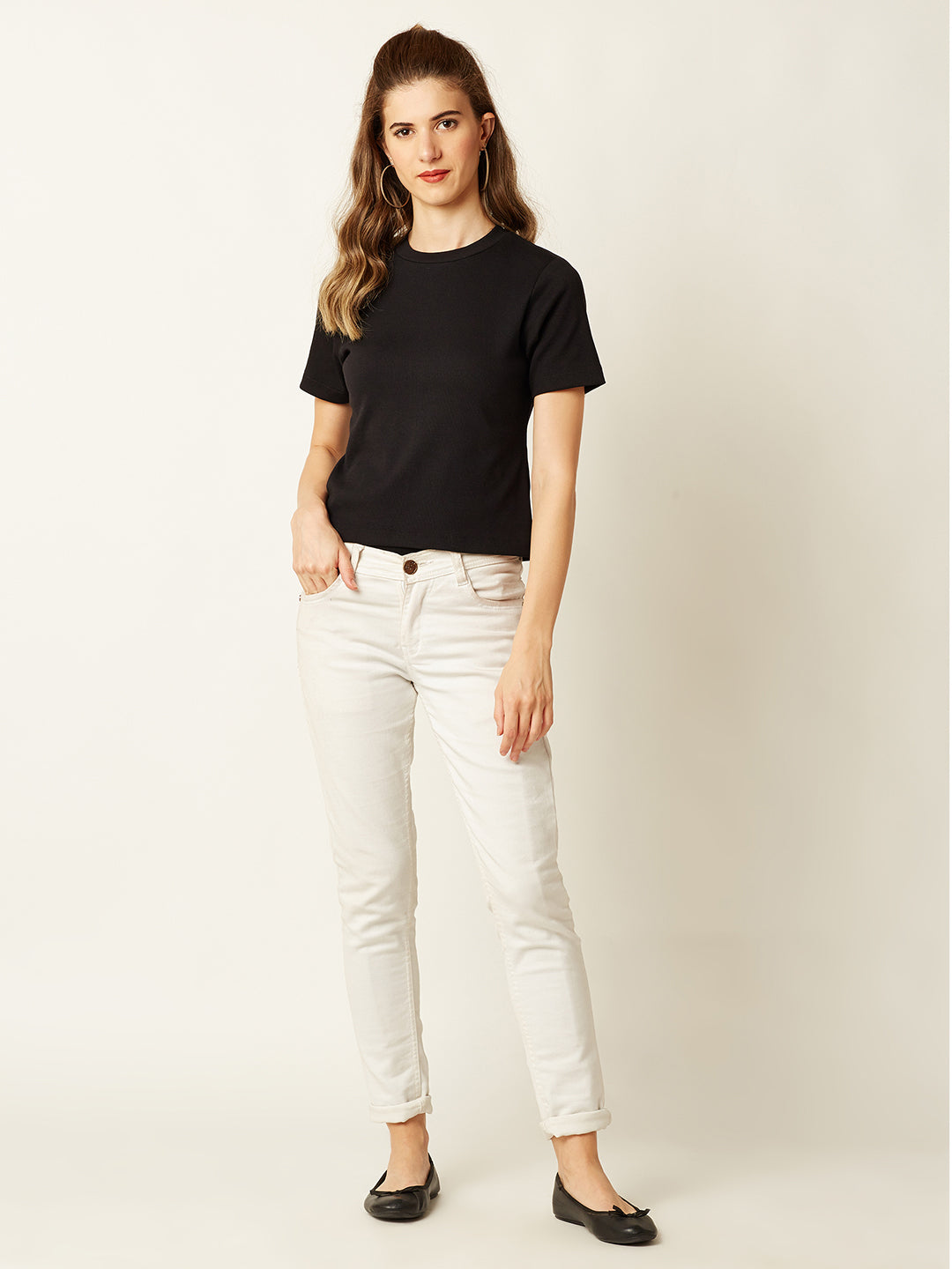 Women's Black Round Neck Short Sleeves Solid Ribbed Top