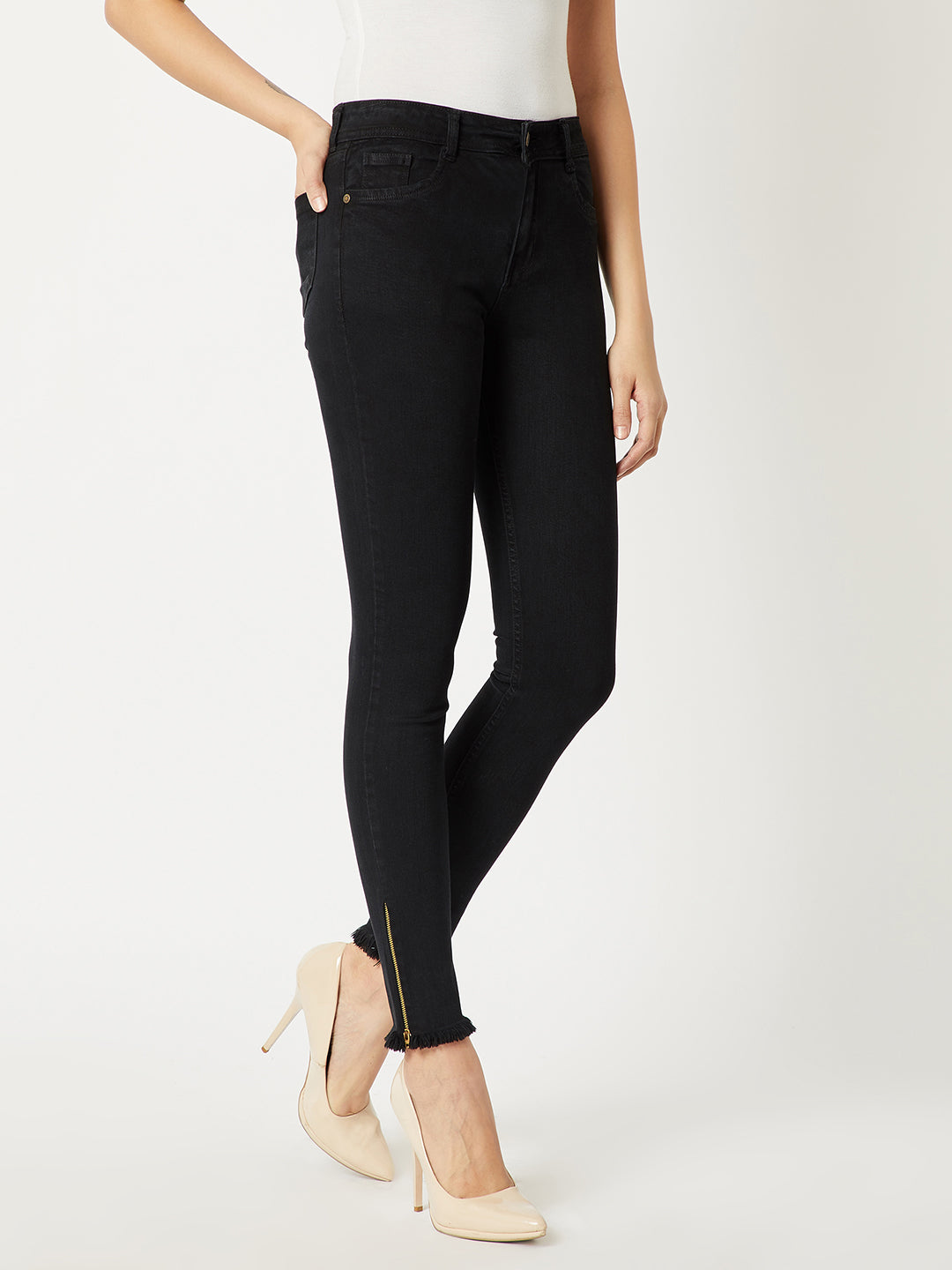 Women's Black Slim-Fit High-Rise Zipper And Raw Edge Detailing Stretchable Denim Jeans