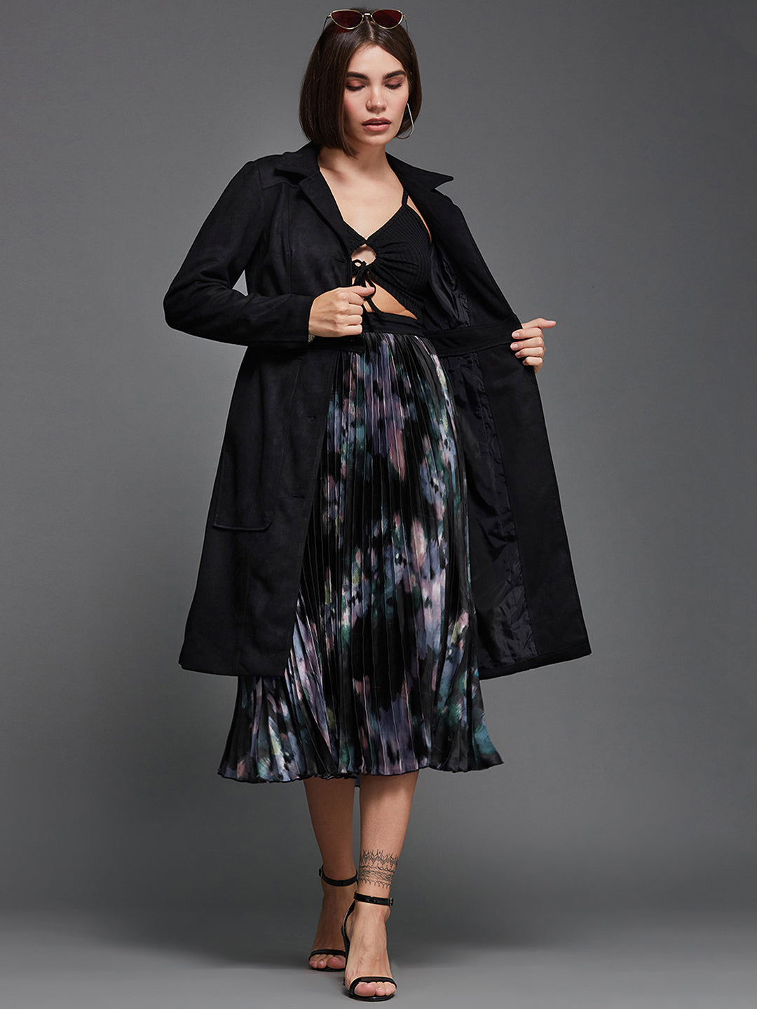 Women's Black Solid Shirt Collar Full Sleeves Patched Pocketed Polyester Button Down Longline Blazer Jacket