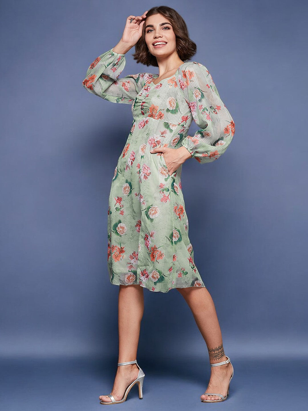 Women's Multicolored-Base-Dusty Green Sweetheart Full Sleeve Floral A-Line Midi Dress