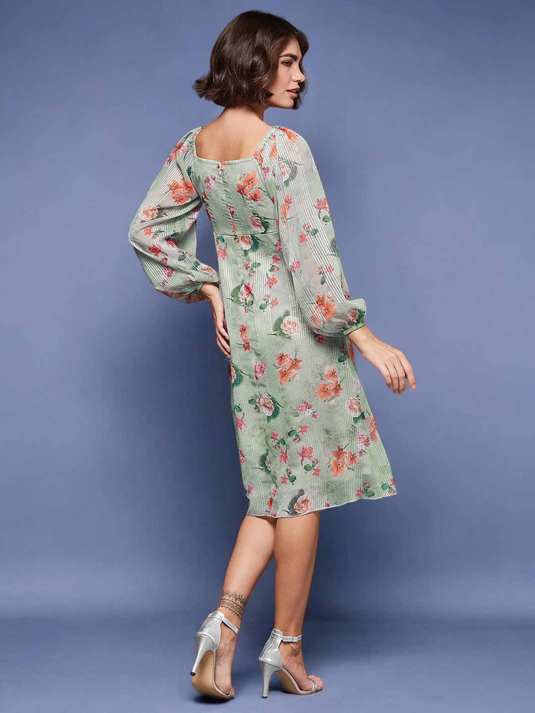 Women's Multicolored-Base-Dusty Green Sweetheart Full Sleeve Floral A-Line Midi Dress