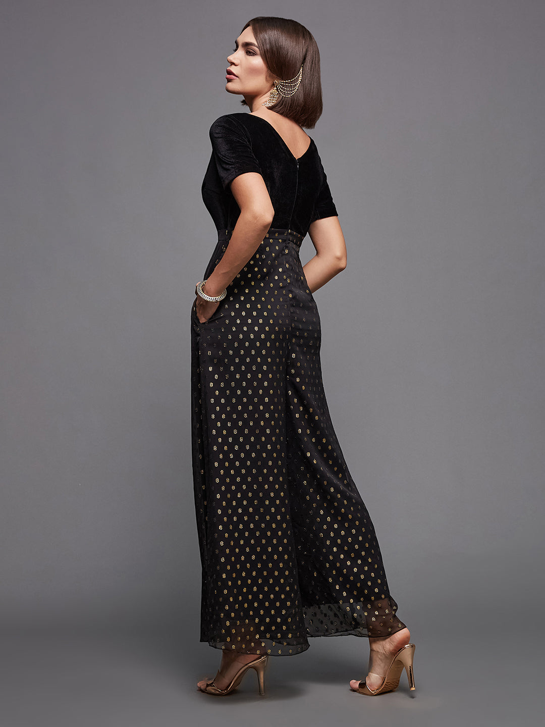 Women's Black Boat Neck Half Sleeve Wide-Leg Regular-Length Polyester Printed Jumpsuit