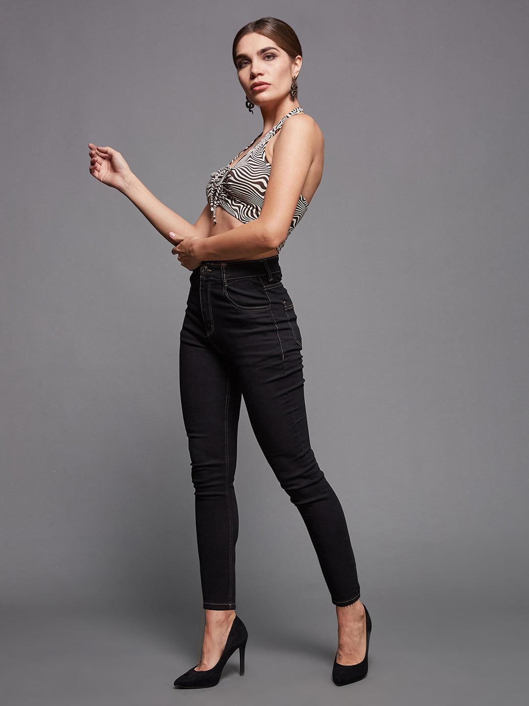Women's Black Skinny High-Rise Stretchable Denim Jeans