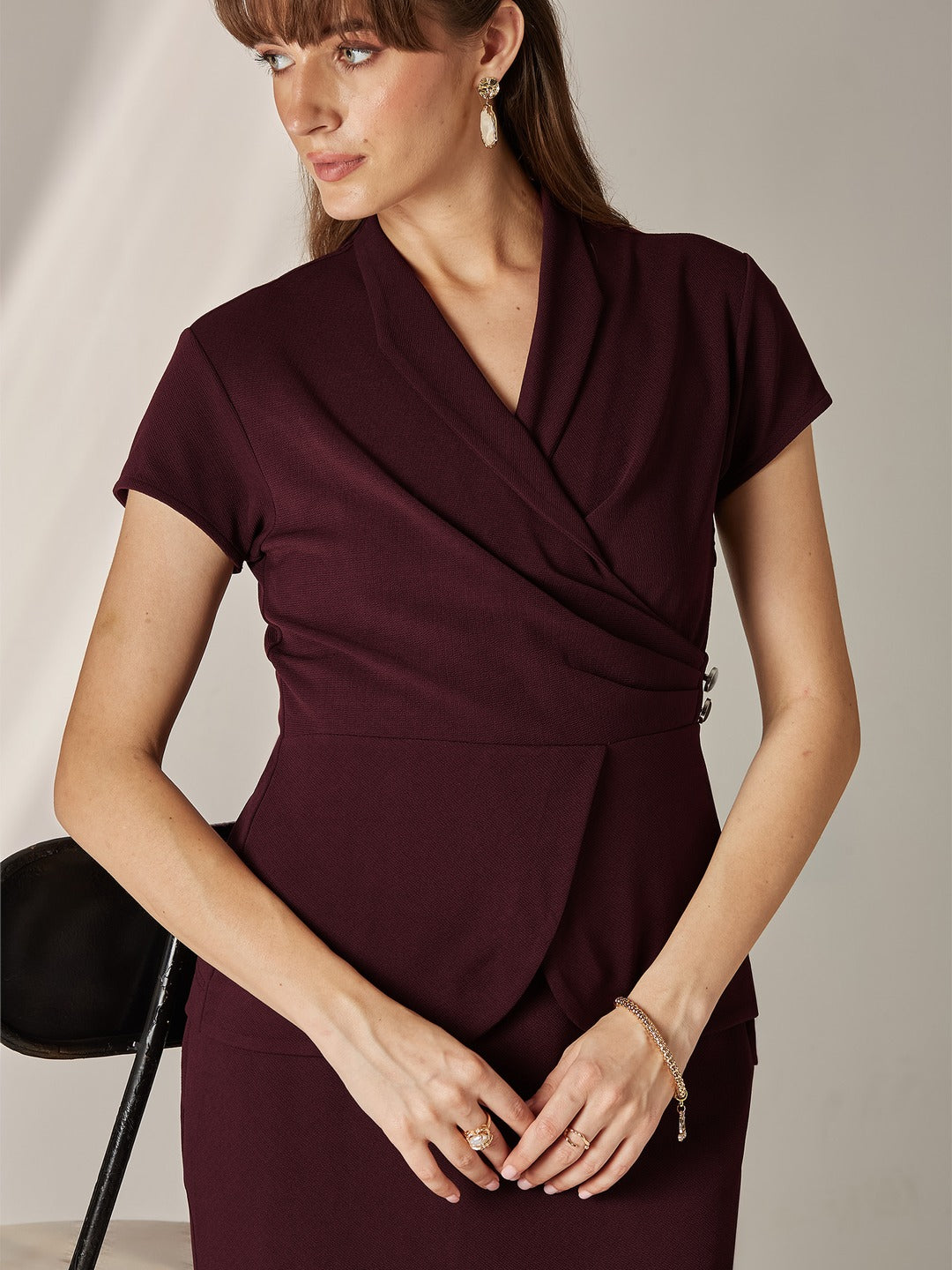 Wine Collared Short-Sleeve Solid Pleated Knee-Long Co-Ord Set for Women