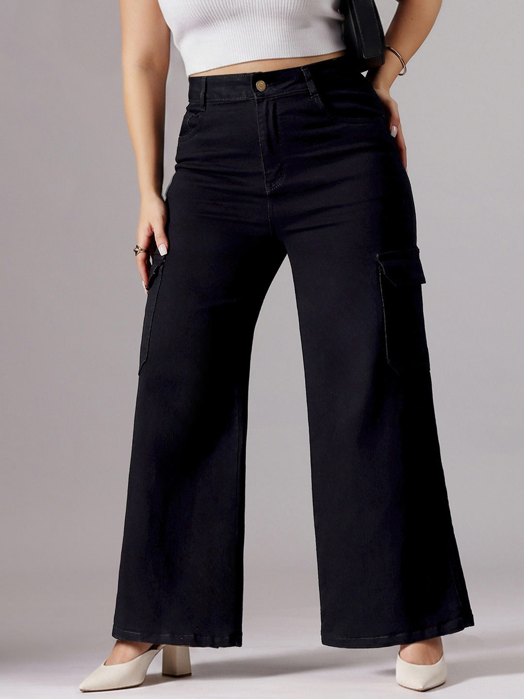 Black Wide Leg High Rise Patch Pocketed Regular Stretchable Denim Jeans for Women