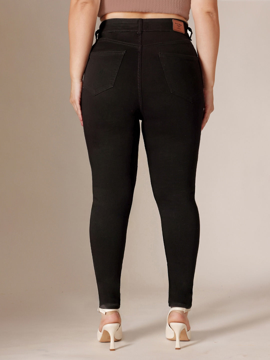 Black Super Skinny High-Rise Stretchable Denim Jeans for Women