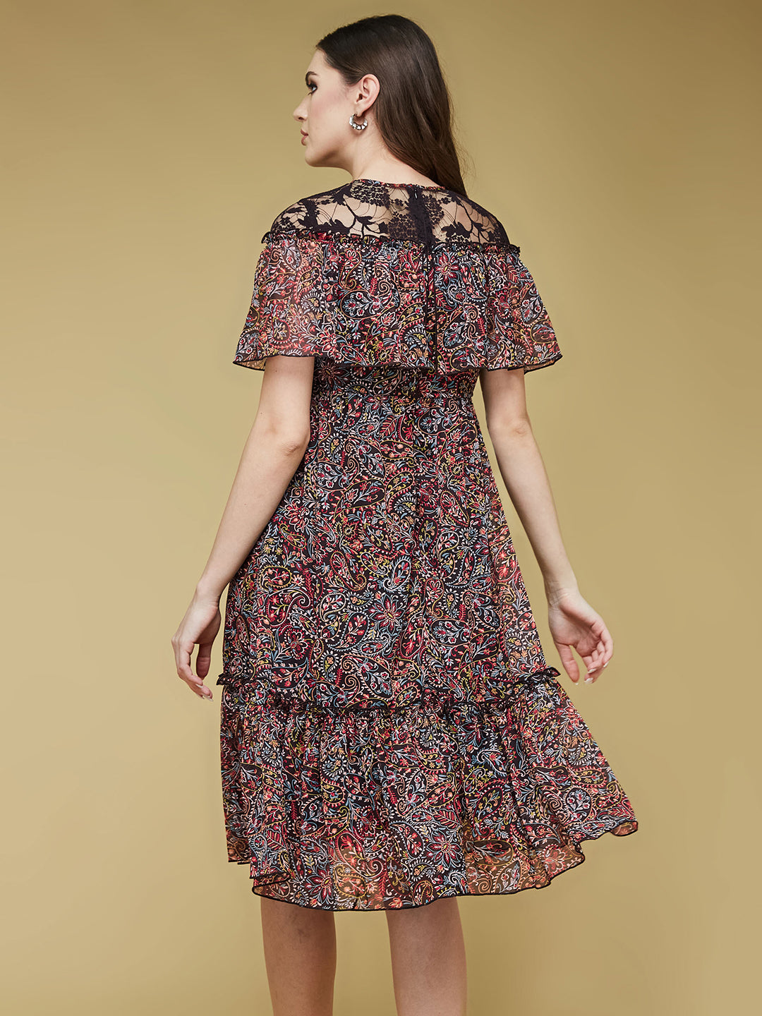 Black Round Neck Sleeveless Polyester Ruffled Knee- Length Dress for Women