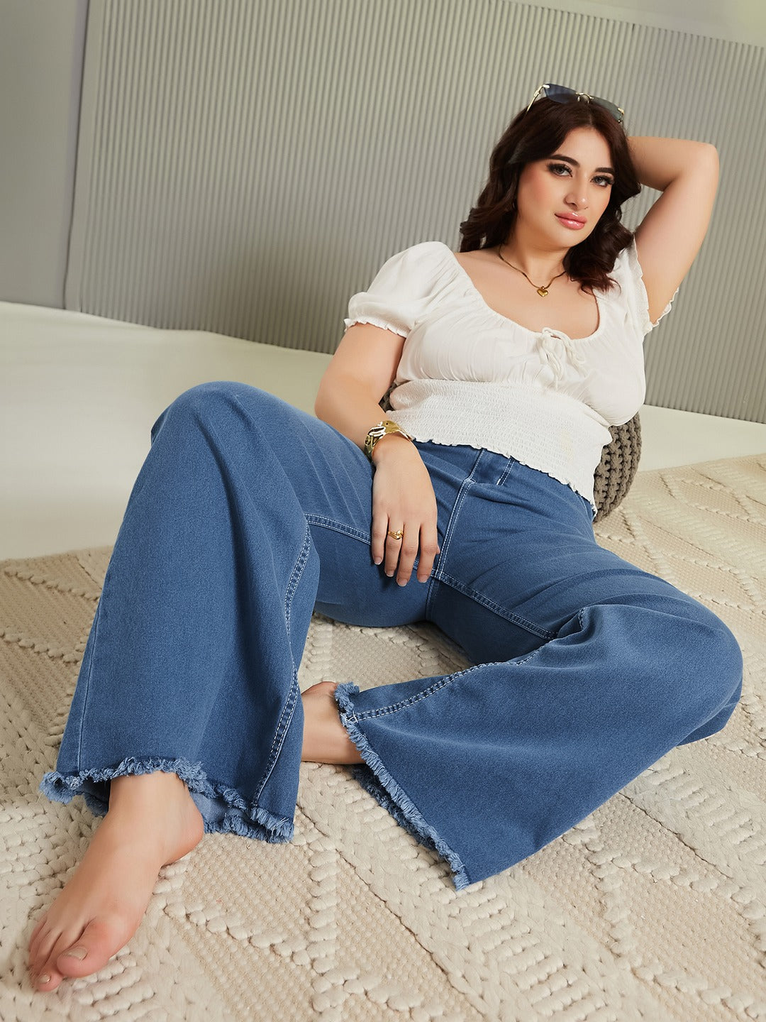 White Straight High Rise Stretchable Denim Jeans for Women