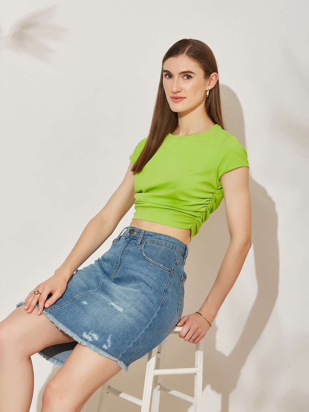 Neon Green Round Neck Short Solid Ruching Crop Polyester Top for Women