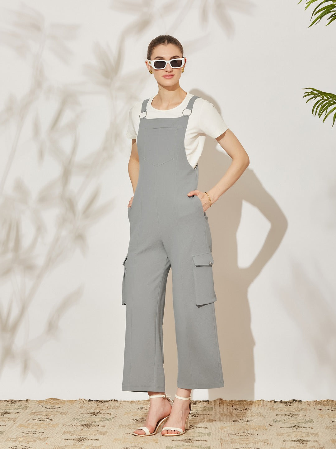 Grey Round Neck Half Sleeve Solid Regular Fit Polyester Dungaree Co-Ord Set for Women