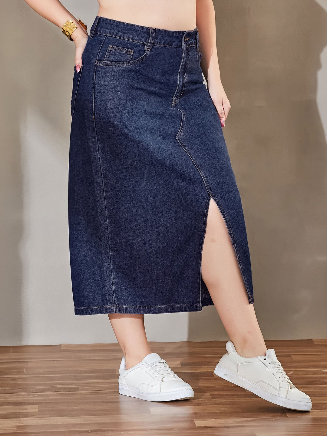 Light Blue Wide-Leg fit Mid Rise Stretchable Denim Jeans for Women