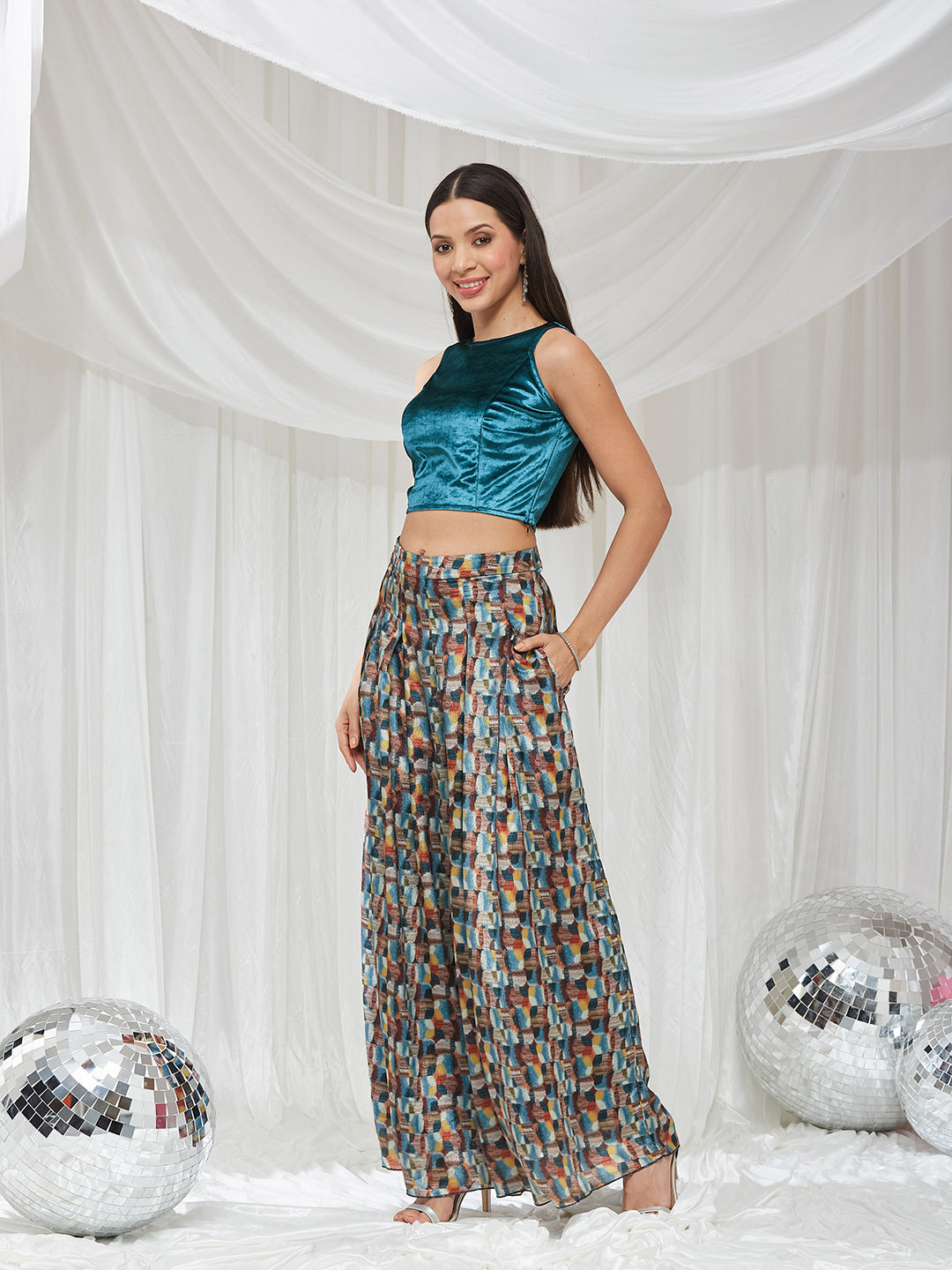 Teal Boat Neck Sleeveless Abstract Pleated Polyester Co-Ord Set for Women