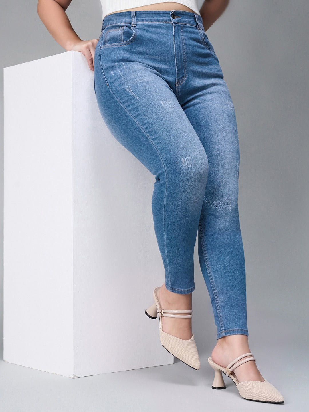 Blue Skinny High Rise Mild Distress Regular Stretchable Denim Jeans for Women