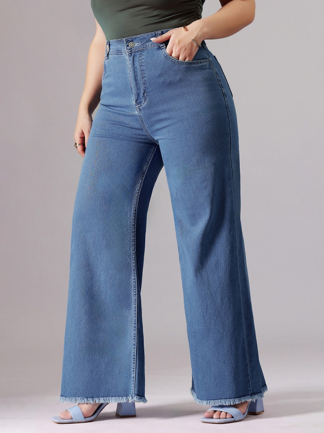 Light Blue Regular High Rise Above Knee Stretchable Denim Shorts for Women