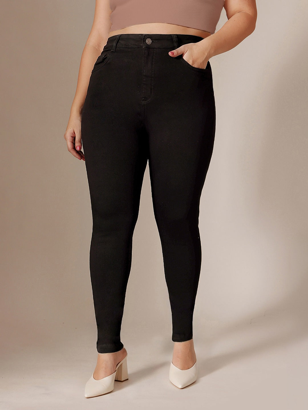 Black Super Skinny High-Rise Stretchable Denim Jeans for Women