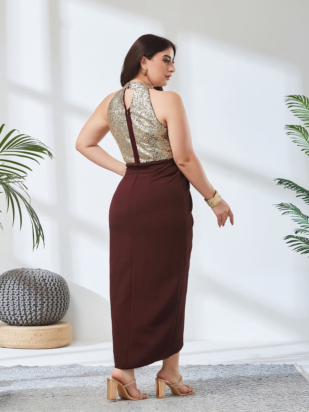 Wine Halter Neck Sleeveless Solid Embellished Midi Dress for Women