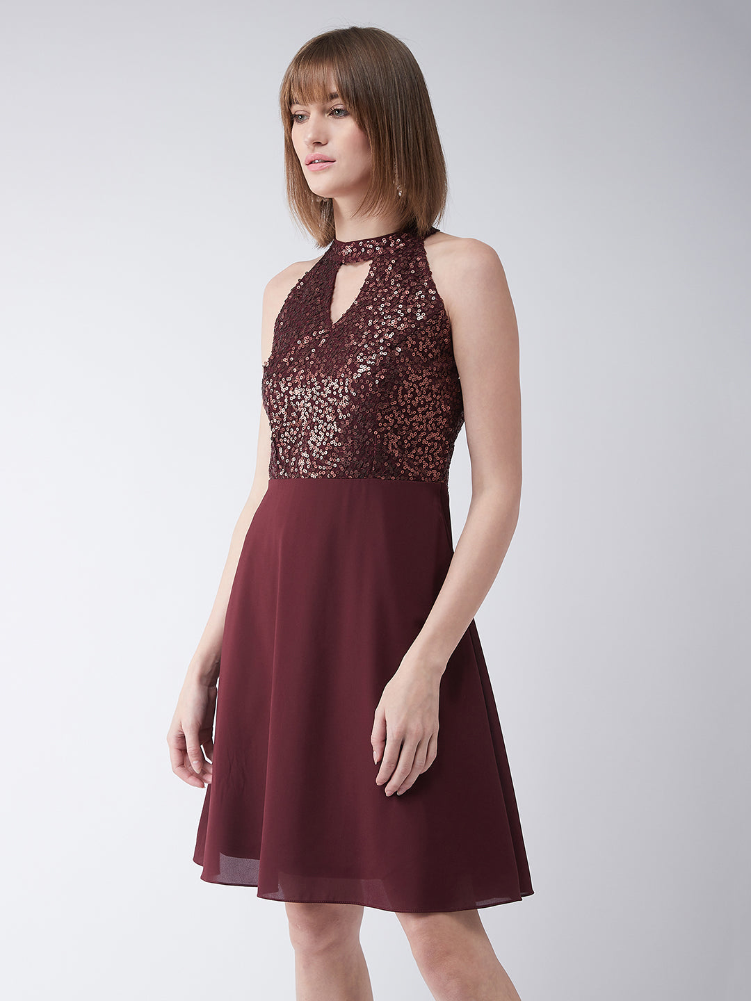Women's Wine Red Round Neck Sleeveless Solid Sequin Flowy Knee-Long Skater Dress