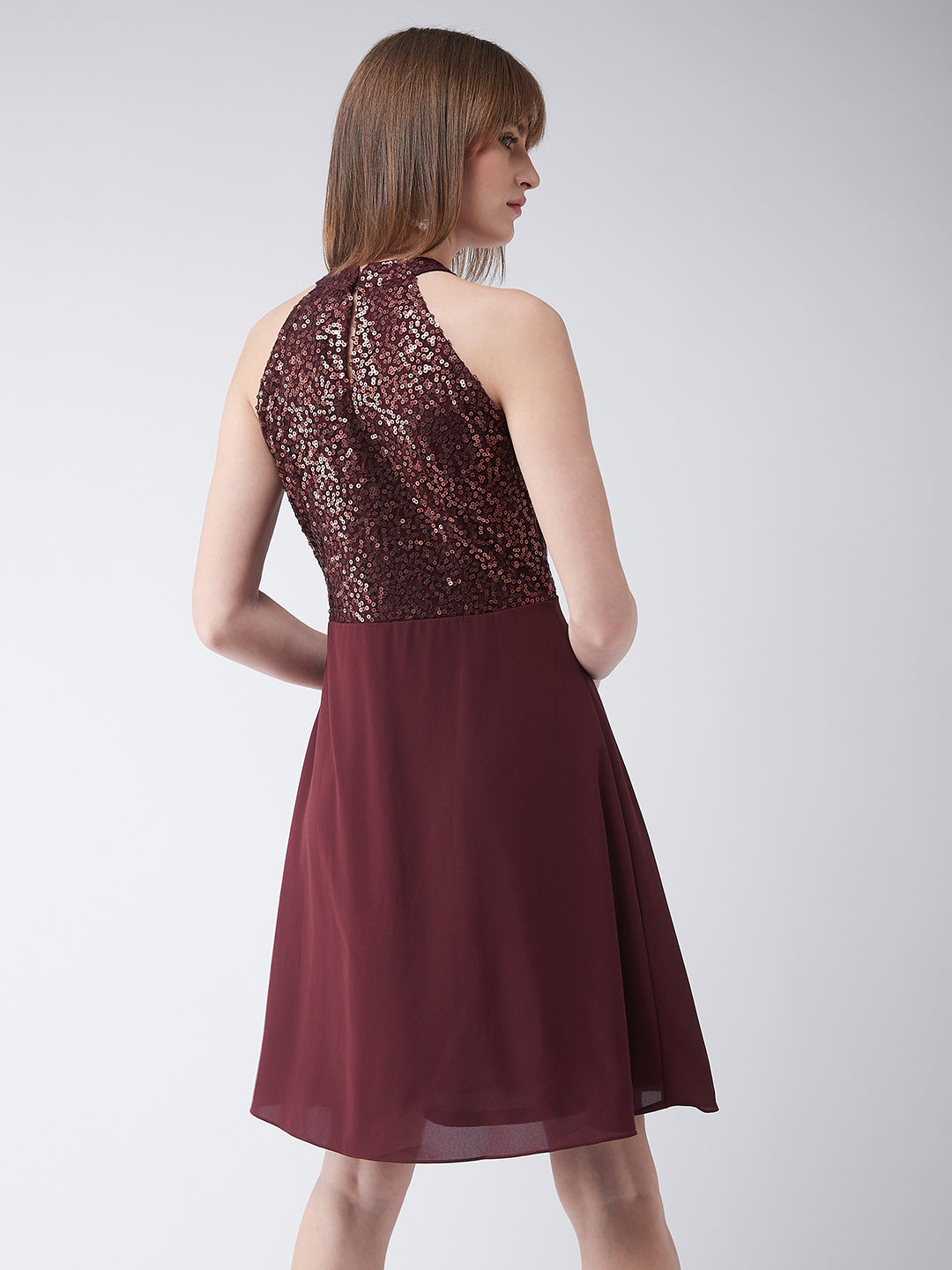 Women's Wine Red Round Neck Sleeveless Solid Sequin Flowy Knee-Long Skater Dress