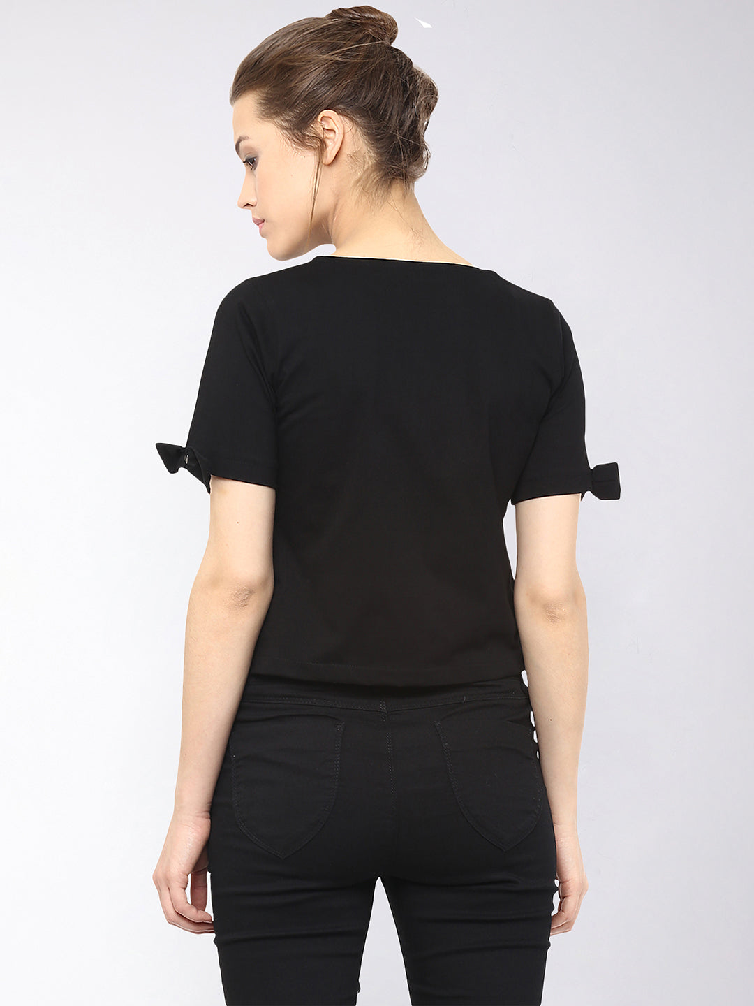 Women's Black Round Neck Half Sleeves Solid Basic Crop Top