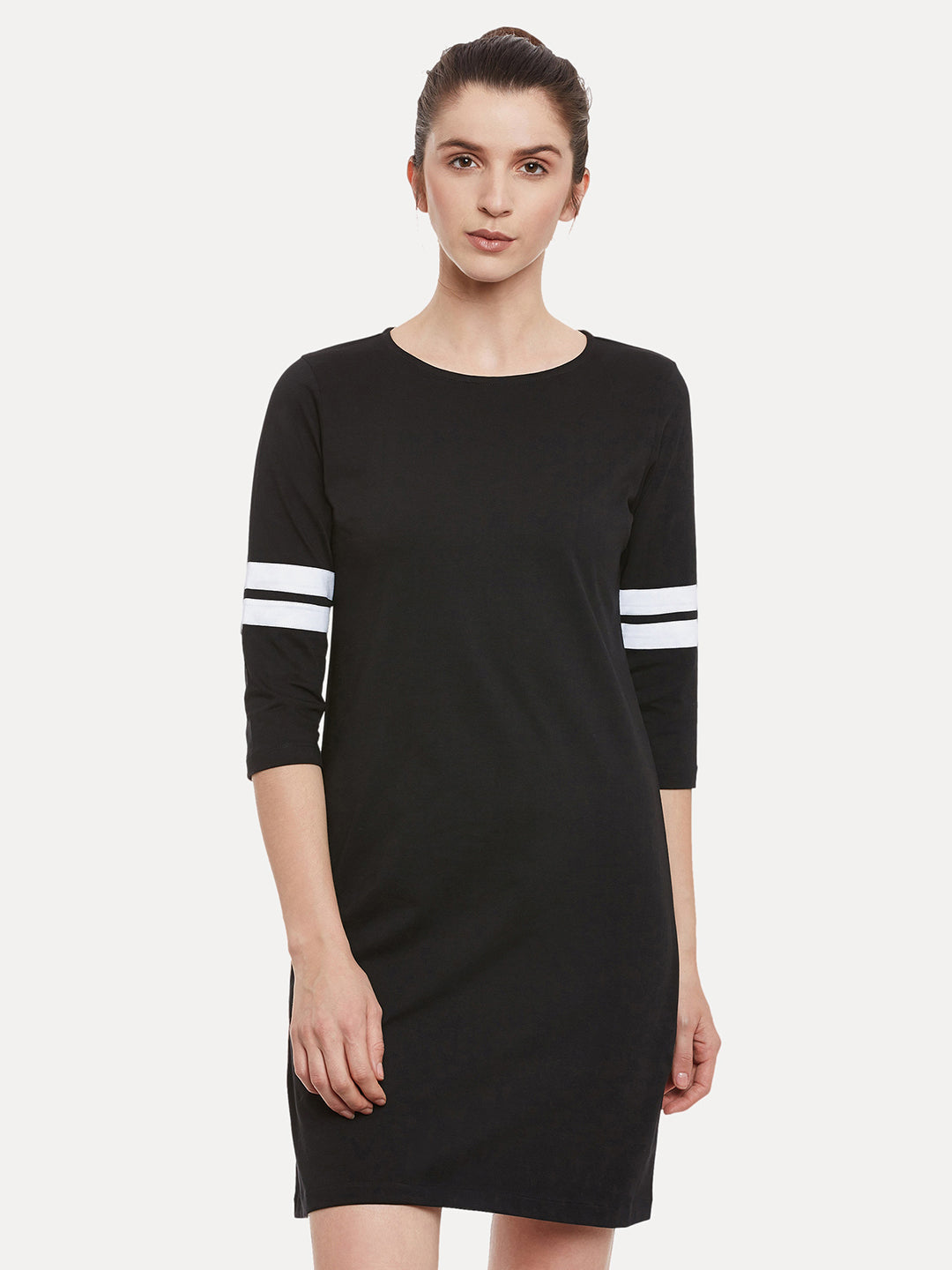 Women's Black Solid Round Neck 3/4 Sleeve Paneled Shift Dress