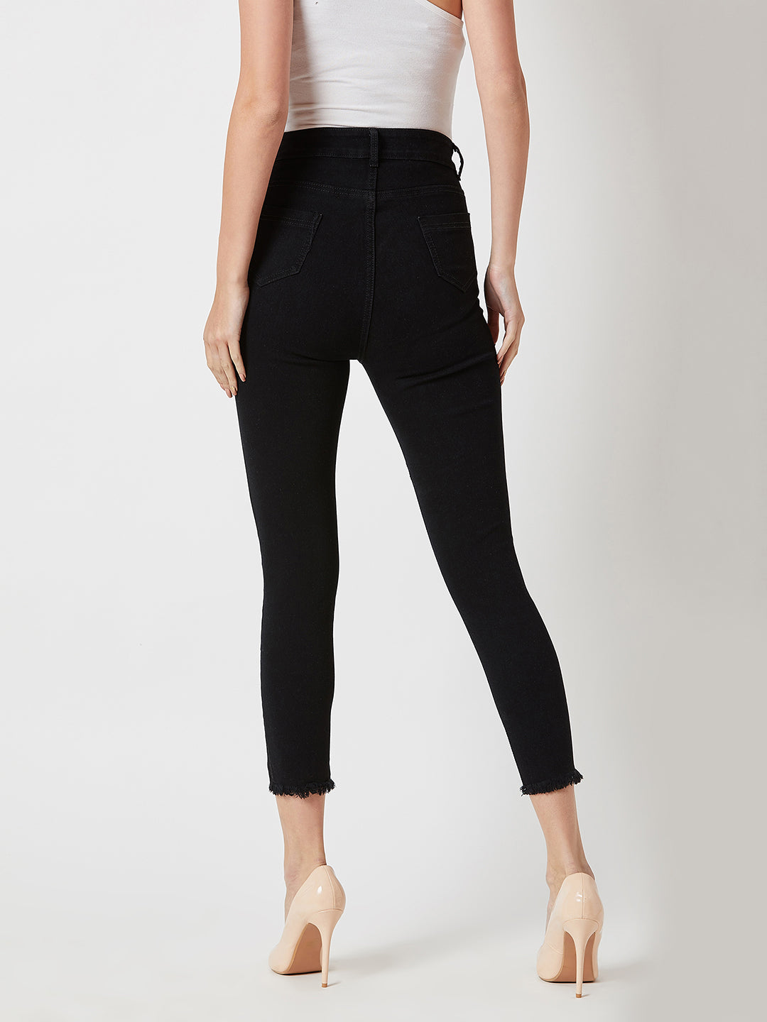 Women's Black Skinny High-Rise Clean-Look Cropped Fringed Hemline Solid Stretchable Denim Jeans