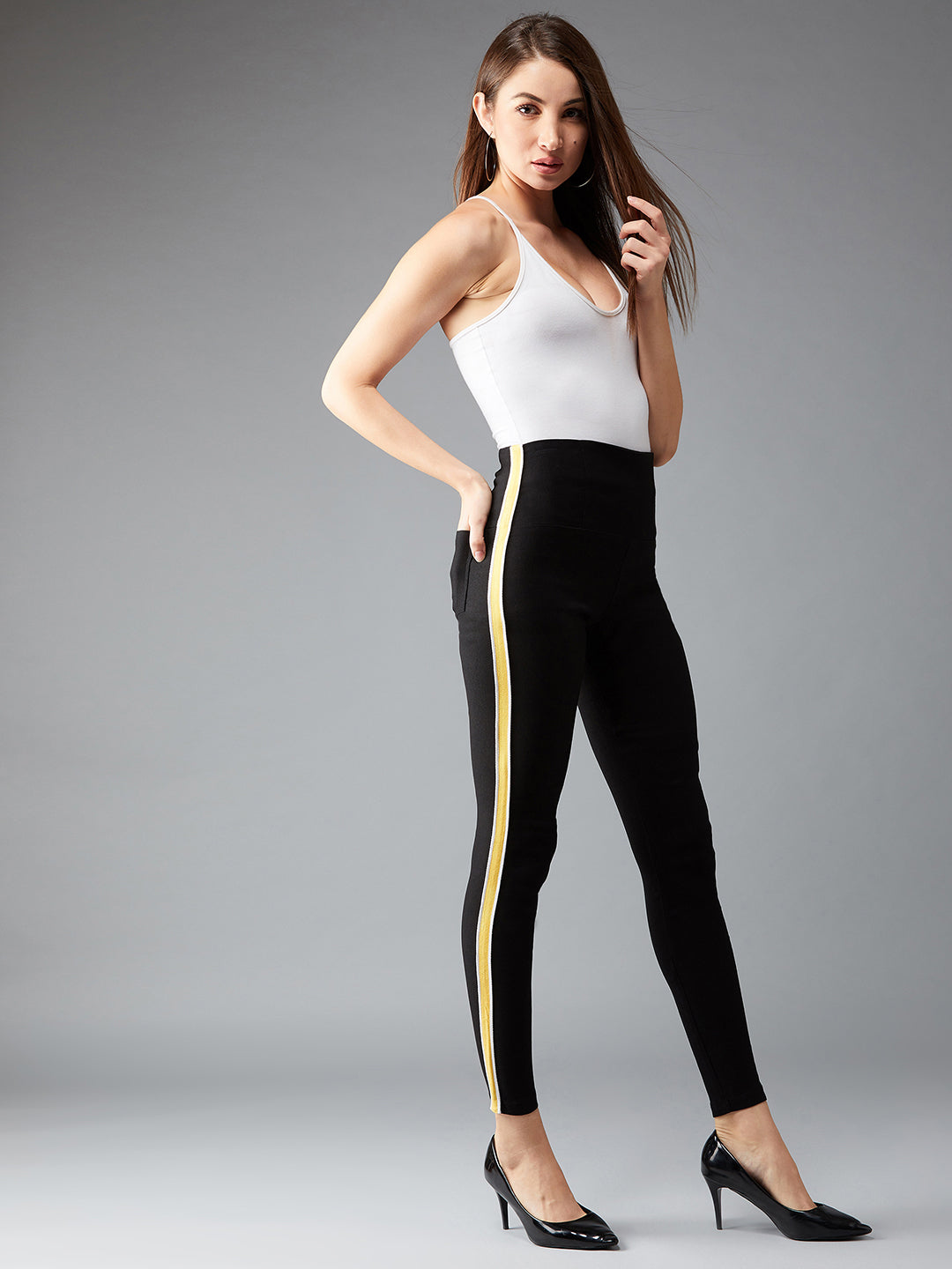 Women's Black Solid Regular Length High Waist Knitted Slim Fit Twill Tape Detailing Treggings