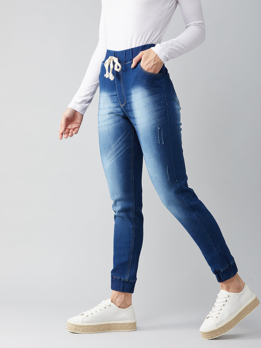 Women's Navy Blue Relaxed Fit Mid Rise Regular Length Scraped Denim Stretchable Jogger Pants