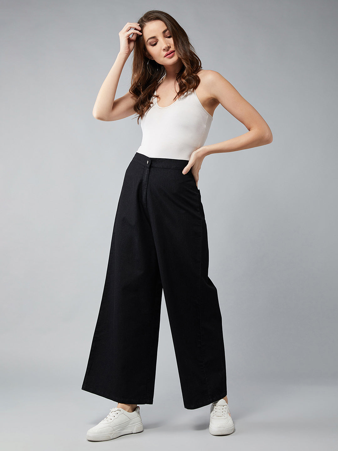 Women's Black Wide-Leg High Rise Light Weight Clean Look Regular Length Light Weight Denim Pants