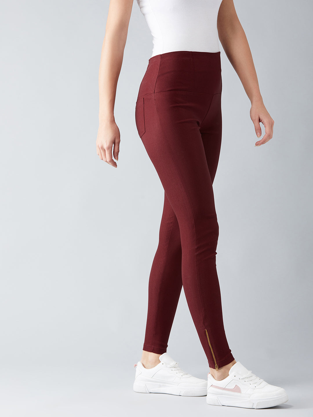 Women's Maroon Solid Zipper Detailing Skinny Regular Length High Waist Treggings