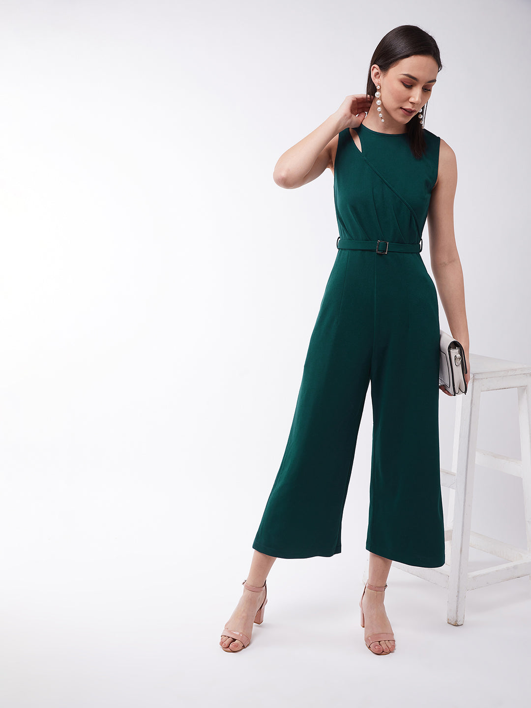 Crease Ease Women's Green Solid Polyester Regular Fit Round Neck Sleeveless Regular Length Jumpsuit